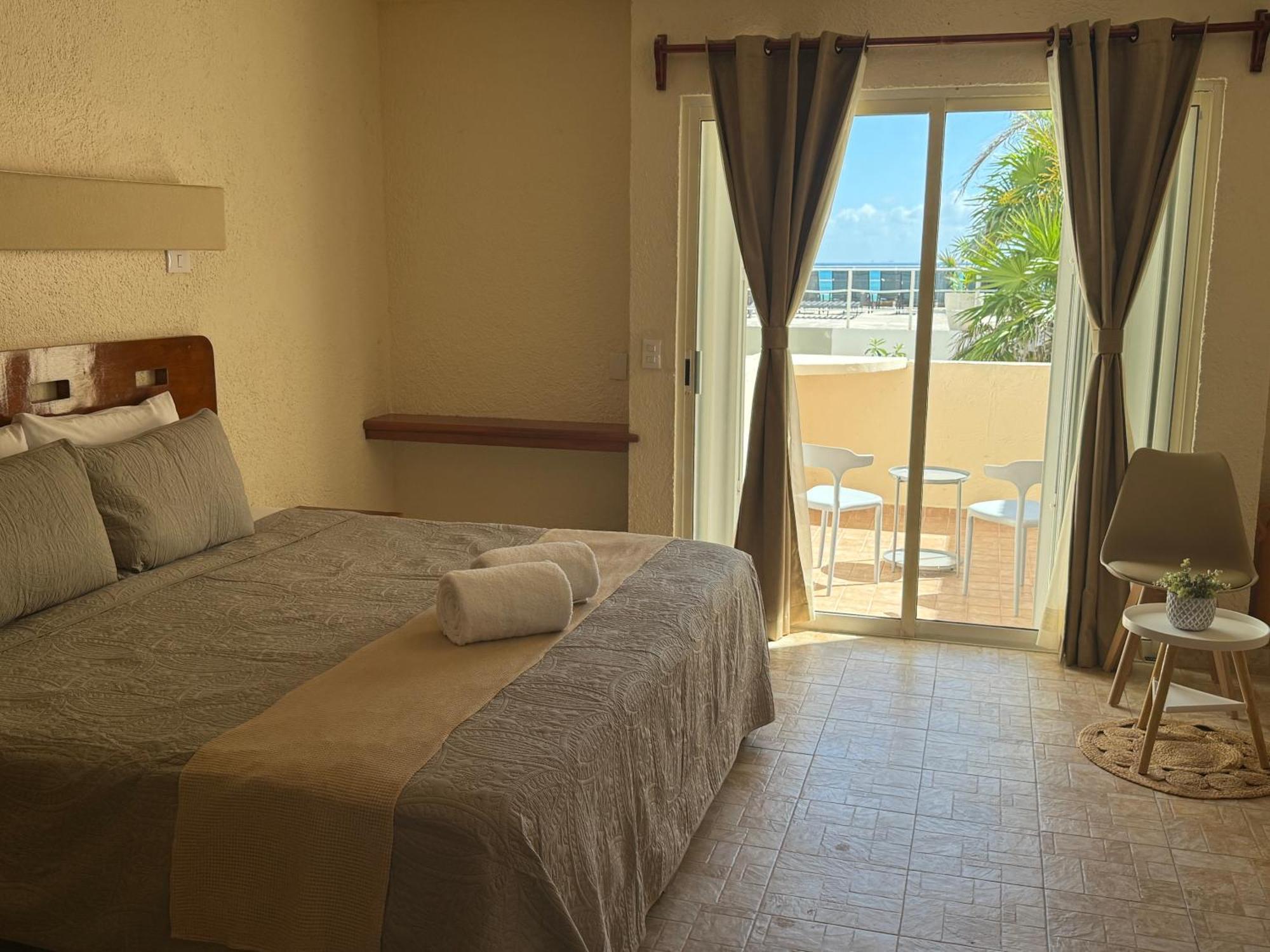 Luciana Hotel & Beach Club Playa del Carmen Oda fotoğraf