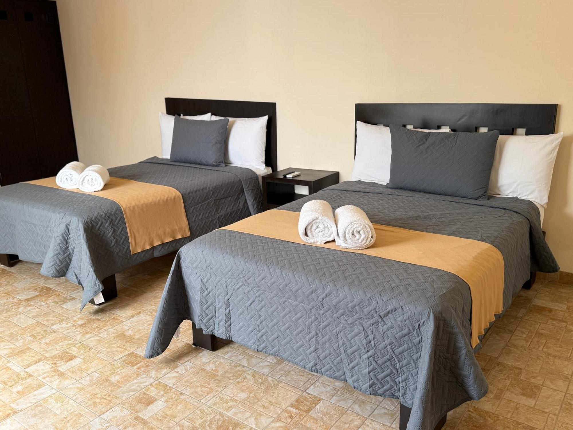 Luciana Hotel & Beach Club Playa del Carmen Oda fotoğraf
