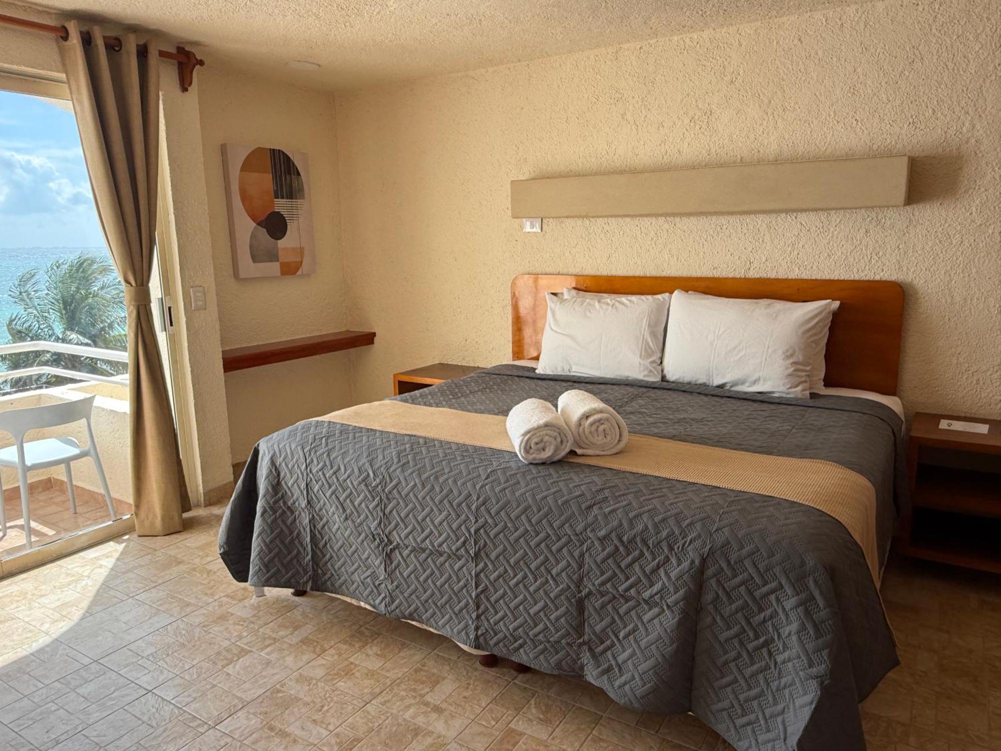 Luciana Hotel & Beach Club Playa del Carmen Oda fotoğraf
